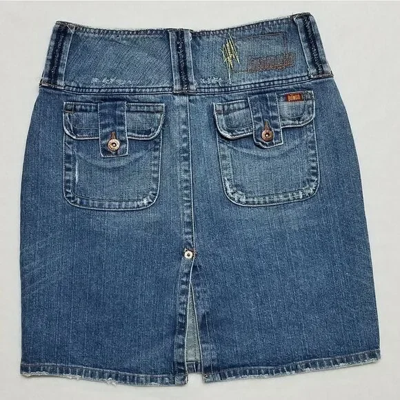 VINTAGE Y2K Bongo Distressed High Rise Stretchy Denim Mini Skirt Wide Belt Loops - Picture 8 of 12